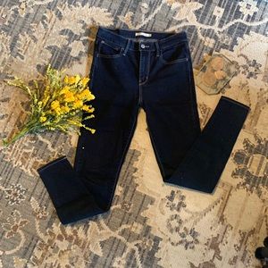 Levi’s jeans size 27 High rise super skinny